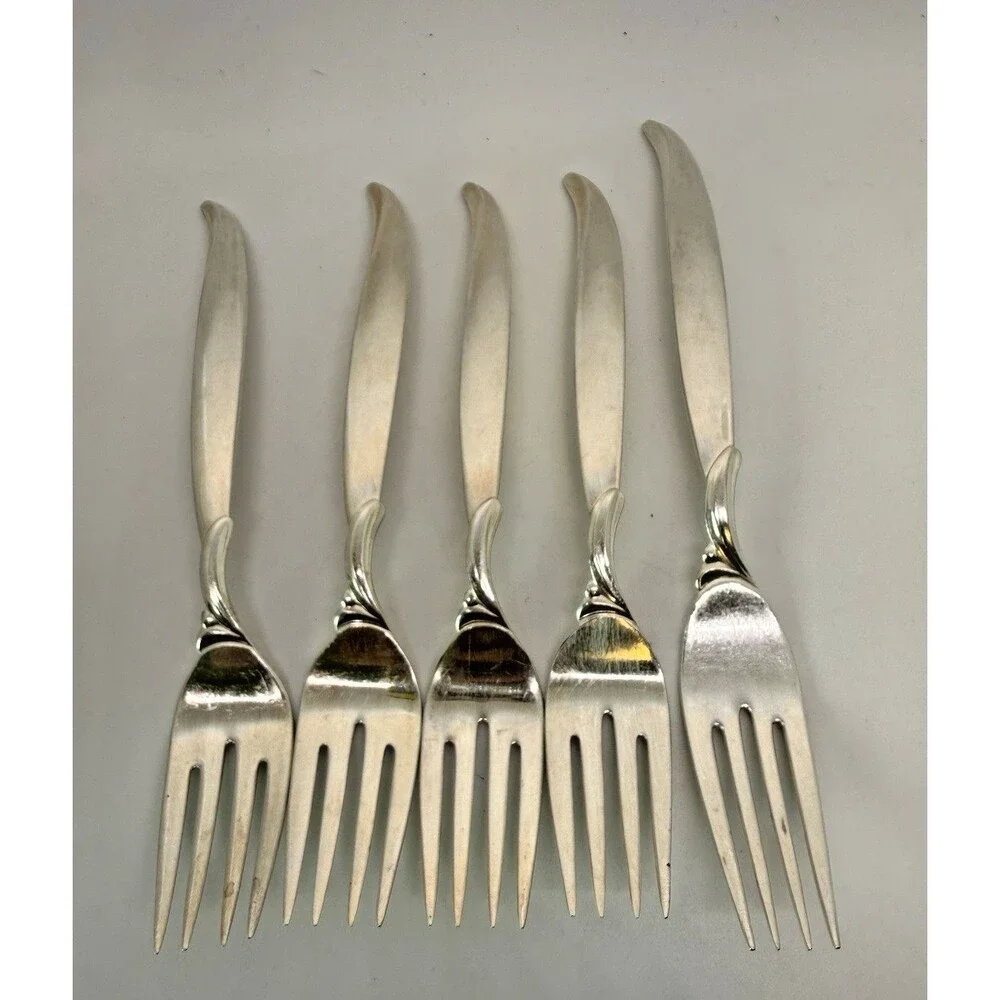 1847 Rogers Bros IS Flair Pattern Silverplate Salad Forks Set of 5 Vintage